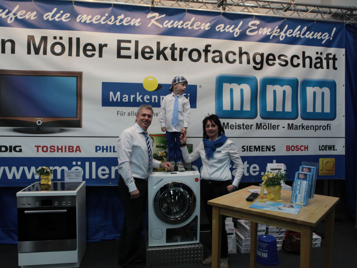 Familie Möller bei der Gewerbeschau